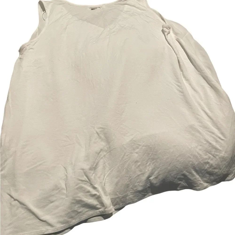 Michael Kors size 1X White Sleeveless Women's Top like new